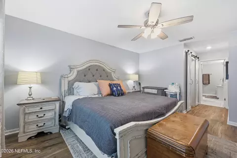 Bedroom - 571 Morgans Treasure Rd, Saint Augustine, FL 32084 photo 2 of 8