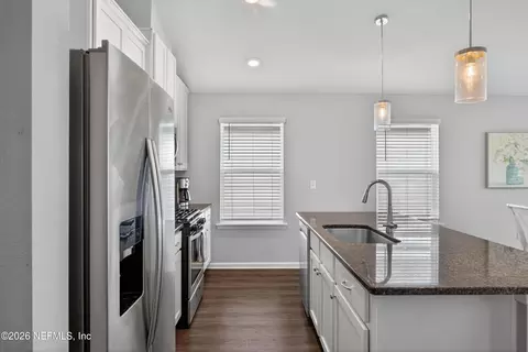 Kitchen - 89 Yellowfin Dr, Saint Augustine, FL 32095 photo 3 of 4