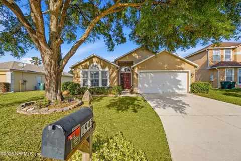 1945 Millington Ln, Jacksonville, FL 32246