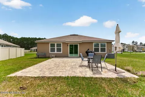 Exterior - 75644 Bridgewater Dr, Yulee, FL 32097 photo 2 of 4