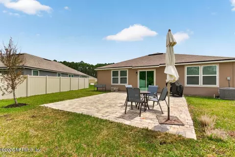 Exterior - 75644 Bridgewater Dr, Yulee, FL 32097 photo 3 of 4