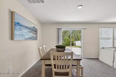 Dining - 75644 Bridgewater Dr, Yulee, FL 32097 photo 4 of 4