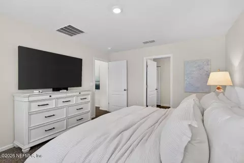 Bedroom - 75644 Bridgewater Dr, Yulee, FL 32097 photo 5 of 9