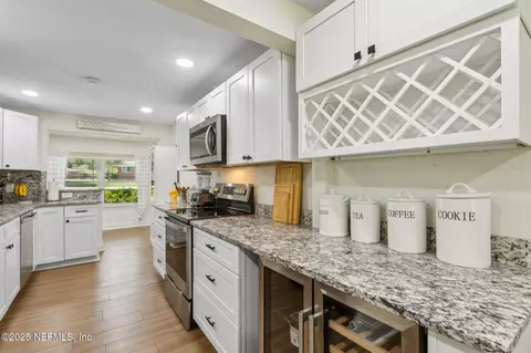 2605 Jewell Rd, Jacksonville, FL 32216