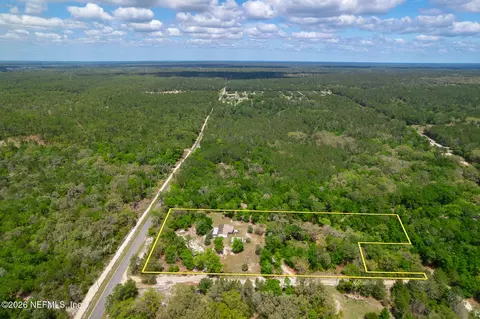 374 Beecher Springs Rd, Crescent City, FL 32112