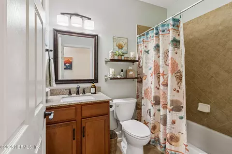 Bath - 96102 Windsor Dr, Yulee, FL 32097 photo 6 of 6