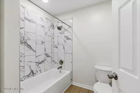 Bath - 8180 Sarcee Trl, Jacksonville, FL 32244 photo 5 of 5