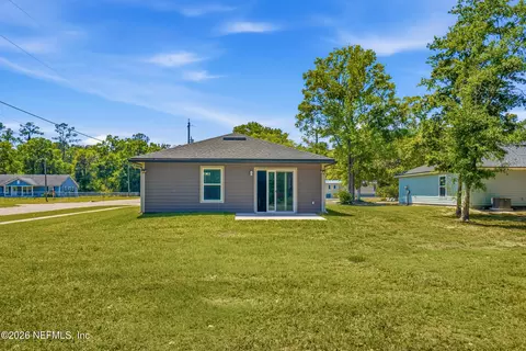 Exterior - 361911 Pine St, Hilliard, FL 32046 photo 3 of 3