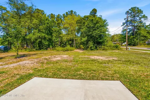 Exterior - 361911 Pine St, Hilliard, FL 32046 photo 2 of 3