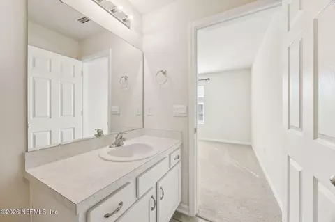 Bath - 86440 Shortline Cir, Yulee, FL 32097 photo 2 of 7