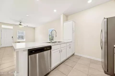 Kitchen - 86440 Shortline Cir, Yulee, FL 32097 photo 1 of 2