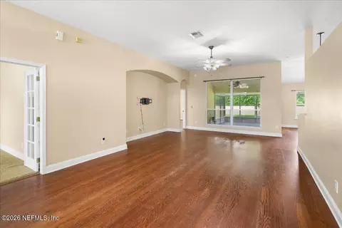 Living - 308 Diana Ct, Saint Augustine, FL 32092 photo 2 of 6
