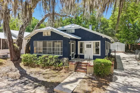 610 S 14th St, Palatka, FL 32177