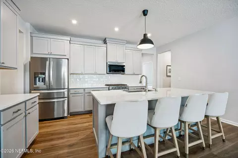 Kitchen - 555 Blue Daze St, Yulee, FL 32097 photo 2 of 5