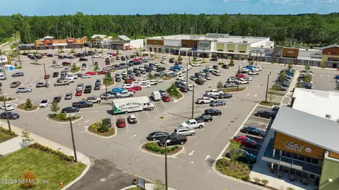 Exterior - 555 Blue Daze St, Yulee, FL 32097 photo 13 of 14