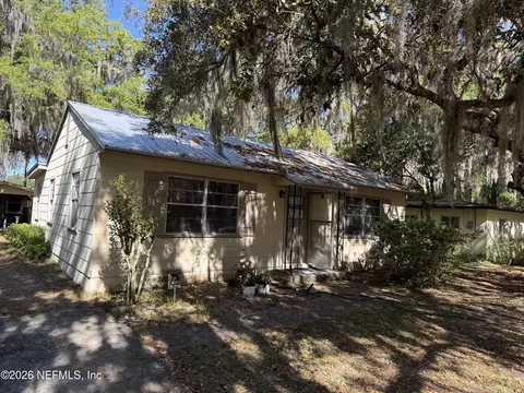 1514 Cleveland Ave, Palatka, FL 32177