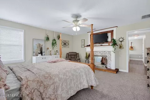 Bedroom - 324 Silver Glen Ave, Saint Augustine, FL 32092 photo 2 of 8