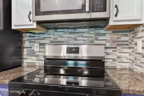 Kitchen - 324 Silver Glen Ave, Saint Augustine, FL 32092 photo 5 of 6