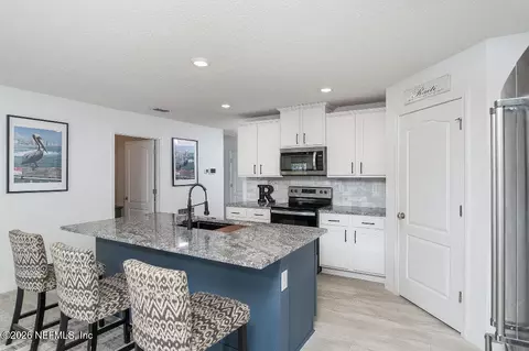 Kitchen - 255 Seville Pkwy, Saint Augustine, FL 32086 photo 7 of 7