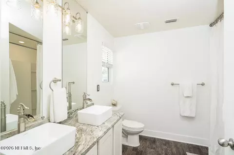 Bath - 255 Seville Pkwy, Saint Augustine, FL 32086 photo 2 of 3