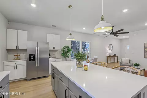 2413 Jerusalem St, Jacksonville, FL 32207