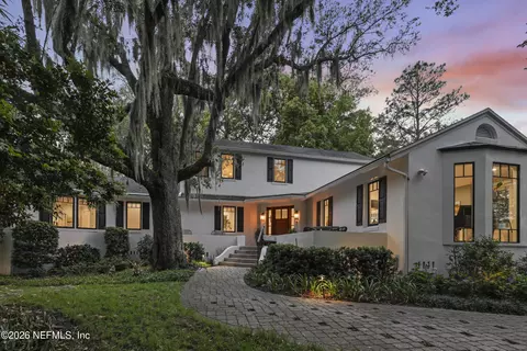 2782 Green Bay Ln, Jacksonville, FL 32207