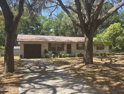 465 SW Nightingale St, Keystone Heights, FL 32656