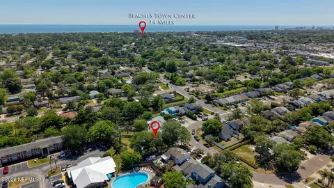 View/Area - 582 Aquatic Dr, Atlantic Beach, FL 32233 photo 1 of 3