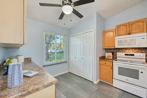 Kitchen - 582 Aquatic Dr, Atlantic Beach, FL 32233 photo 1 of 2