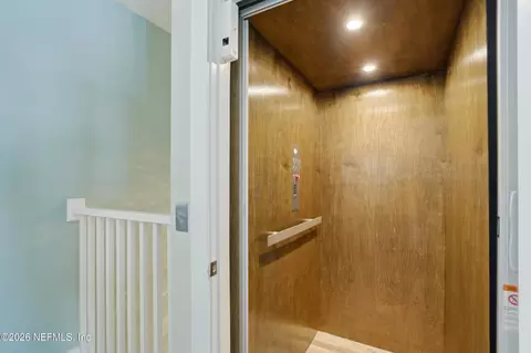 Entry Way - 73 Cortez Ave, Saint Augustine, FL 32080 photo 2 of 6