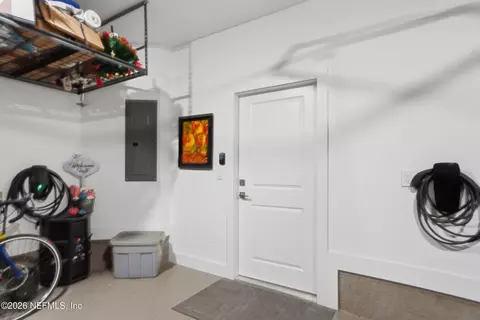 Entry Way - 73 Cortez Ave, Saint Augustine, FL 32080 photo 6 of 6