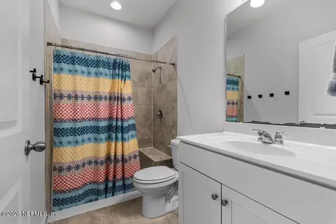 Bath - 75455 Sunberry Dr, Yulee, FL 32097 photo 3 of 4