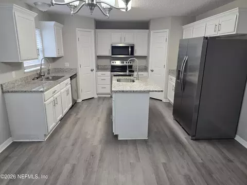 492 Islamorada Dr S, Macclenny, FL 32063