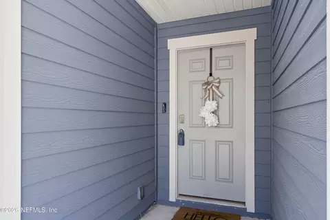 Exterior - 86285 Express Ct, Yulee, FL 32097 photo 3 of 5