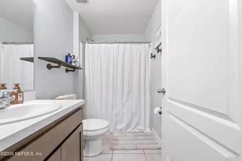 Bath - 86285 Express Ct, Yulee, FL 32097 photo 1 of 4
