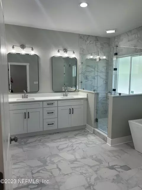 Bath - 502 Nineteenth St, Saint Augustine, FL 32084 photo 3 of 3