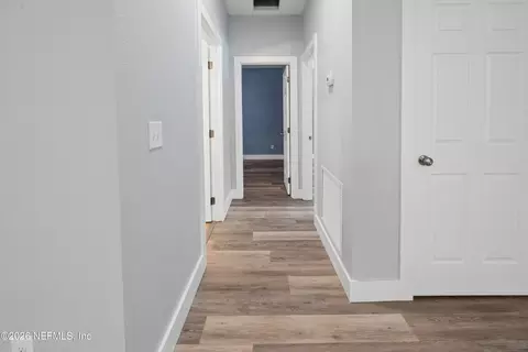 Entry Way - 4940 Devils Den Rd, Keystone Heights, FL 32656 photo 4 of 5