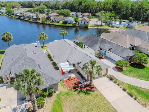 3925 Arbor Lake Dr W, Jacksonville, FL 32225