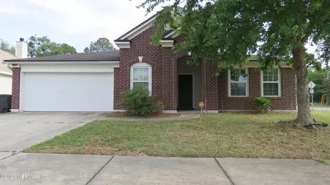 8566 Thad Ct, Jacksonville, FL 32210