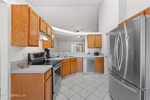 752 Nottingham Forest Cir, Saint Johns, FL 32259