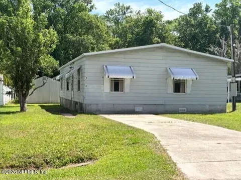 312 Tarpon Blvd, Palatka, FL 32177