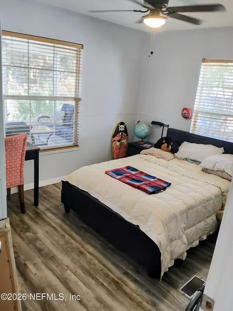 Bedroom - 137 Lewis St, Edgewater, FL 32141 photo 1 of 5