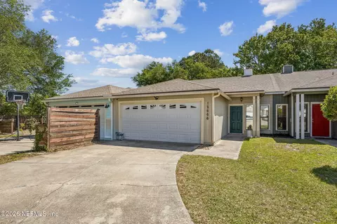 12666 Enchanted Hollow Dr, Jacksonville, FL 32225