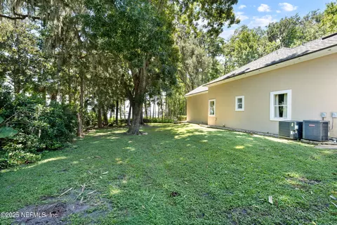 Exterior - 686 Frederic Dr, Fleming Island, FL 32003 photo 3 of 6