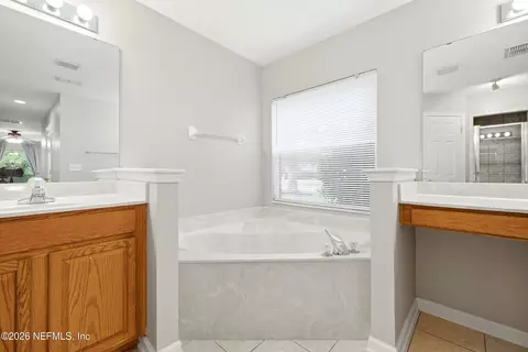 Bath - 1264 Ribbon Rd, Saint Johns, FL 32259 photo 5 of 7