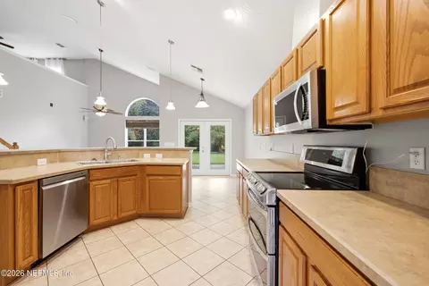 Kitchen - 1264 Ribbon Rd, Saint Johns, FL 32259 photo 2 of 6