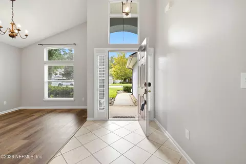 Entry Way - 1264 Ribbon Rd, Saint Johns, FL 32259 photo 2 of 3