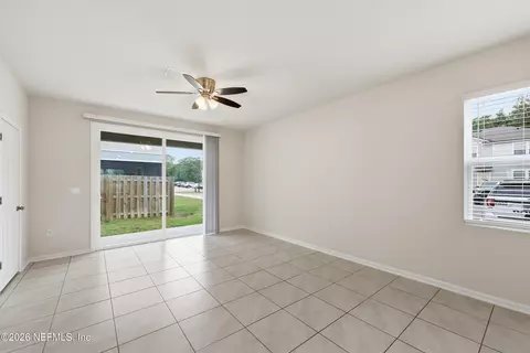 Living - 20 Red House Cir, Saint Augustine, FL 32084 photo 1 of 4
