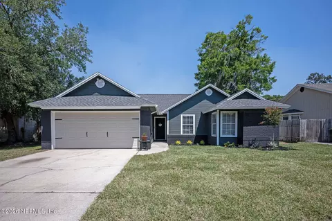 7443 Amandas Crossing Dr N, Jacksonville, FL 32244