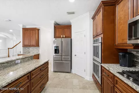 Kitchen - 1225 Splendid Ravine St, Saint Augustine, FL 32092 photo 3 of 5